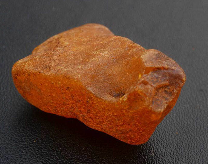 兒童淘礦科普中的琥珀形成原因和具體特點及產(chǎn)地