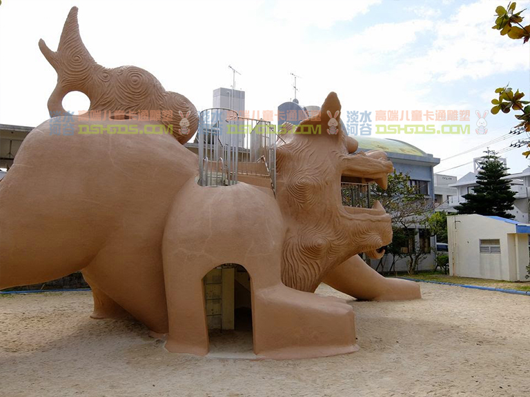 兒童游樂園滑梯